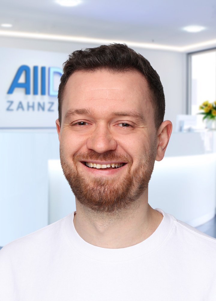 Portrait Zahnarzt Florian Mau&szlig;ner (AllDent N&uuml;rnberg)
